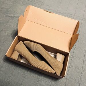 Vivaia Women’s Heels